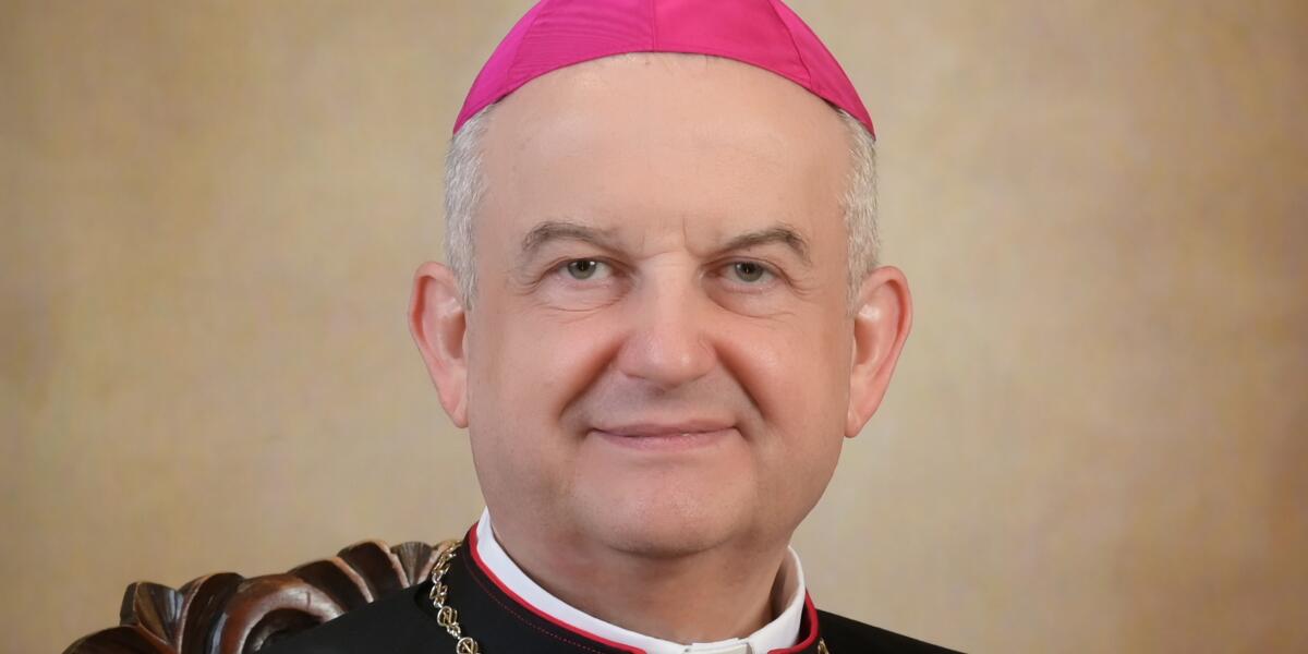 2024 11 Archbishop Gabor Pinter HR Colour