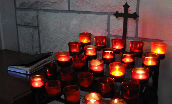 candles crucifix crop
